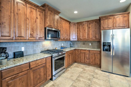 Beautiful Canyon Lake Home with Patio, 1 Mi Boat Ramp image 22